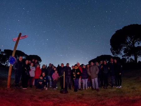 Imagen Una treintena de personas celebran desde Navas de Oro, junto a Prodestur, la Noche Mundial Starlight